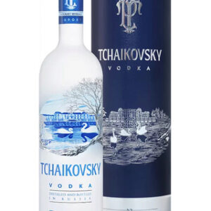 Водка TCHAIKOVSKY в тубусе 0.7л