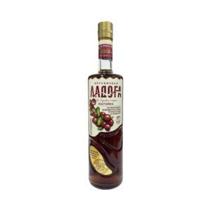 Настойка Ладога Брусничная 0,5л