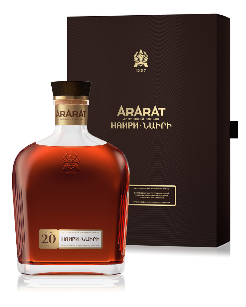 Коньяк Ararat Наири 20 лет 40% in Box (0,7L)